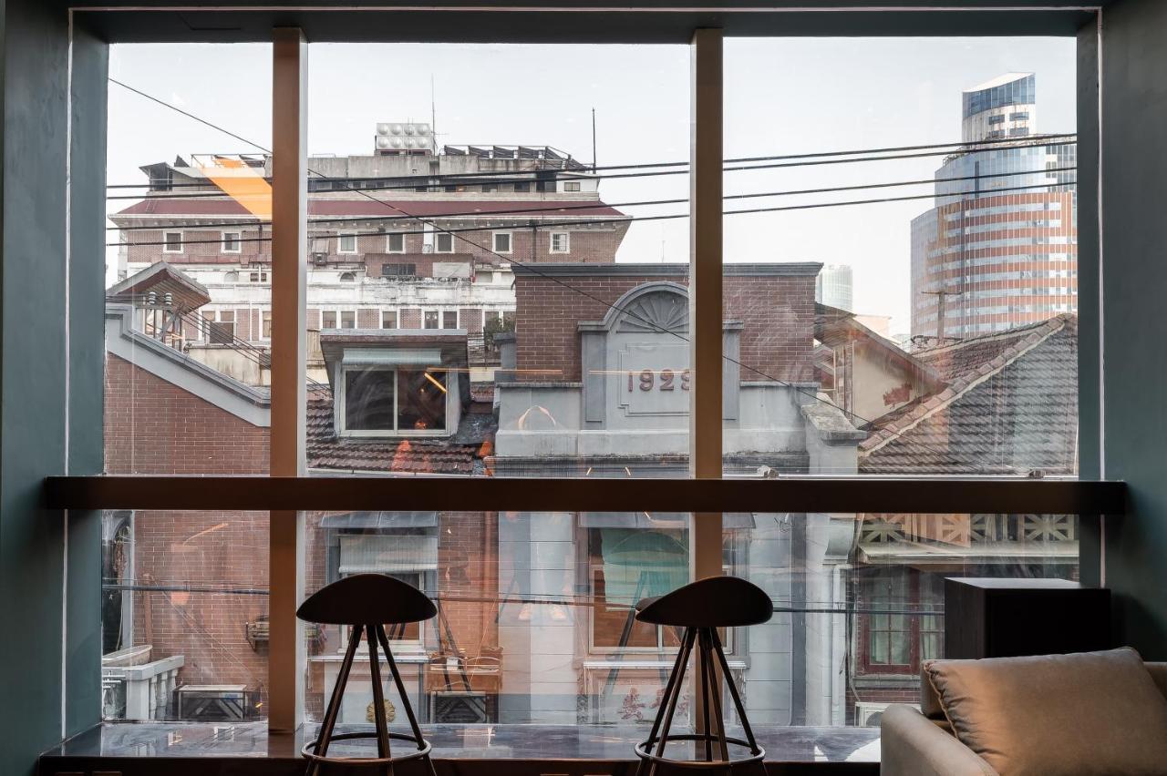 Hostel Dayin International Youth - Near East Nanjing Road & People's Square & The Bund -large Social Area -bar -cafe -gym -free Laundry Luggage Storage -24h Front Desk -english Service Shanghai