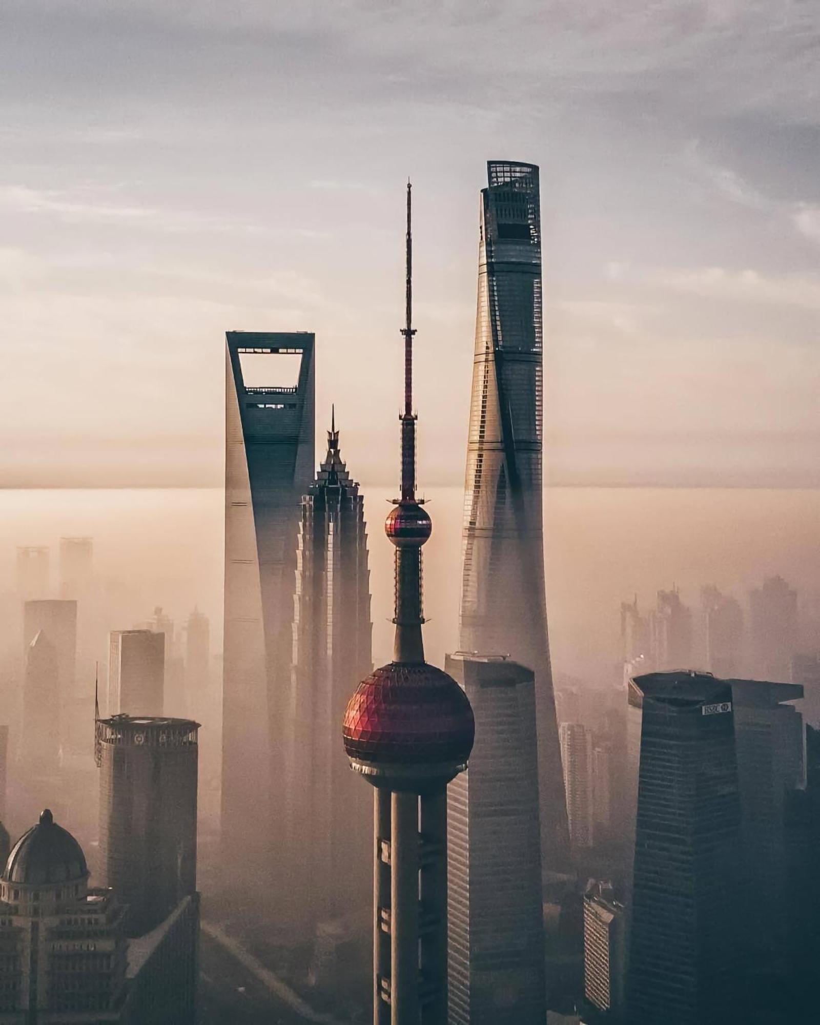 Dayin International Youth - Near East Nanjing Road & People's Square & The Bund -large Social Area -bar -cafe -gym -free Laundry Luggage Storage -24h Front Desk -english Service *