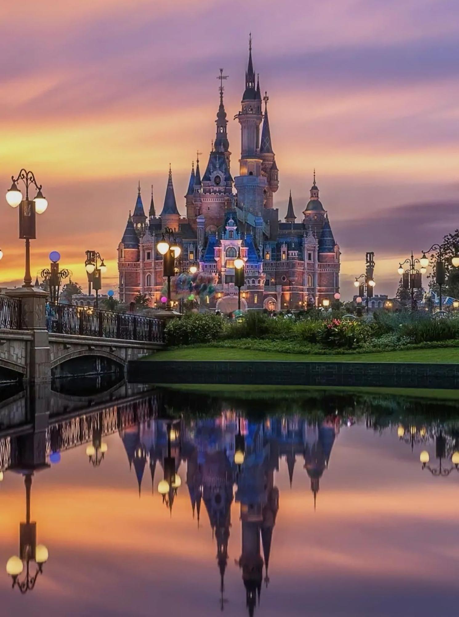 Dayin International Youth - Near East Nanjing Road & People's Square & The Bund -large Social Area -bar -cafe -gym -free Laundry Luggage Storage -24h Front Desk -english Service